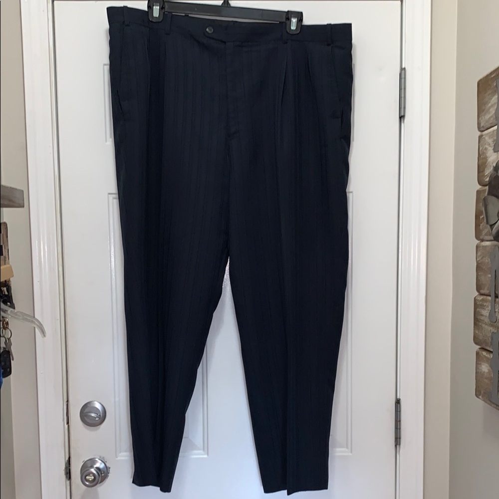 3/$15 Men's Navy Size 45 Straight Leg Suit Pants